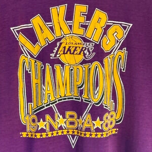 Vintage Single Stitch Logo 7 NBA Lakers 1988 Champions Shirt Medium Made In USA